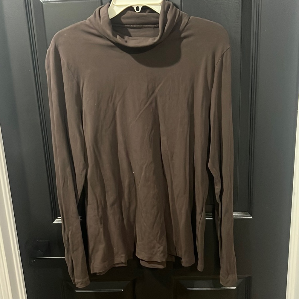 Women’s Turtle Neck Size M